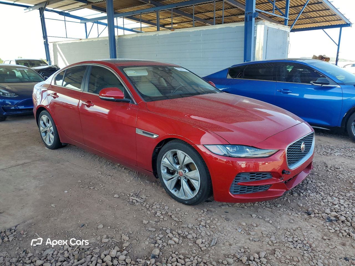 Jaguar XE 2020