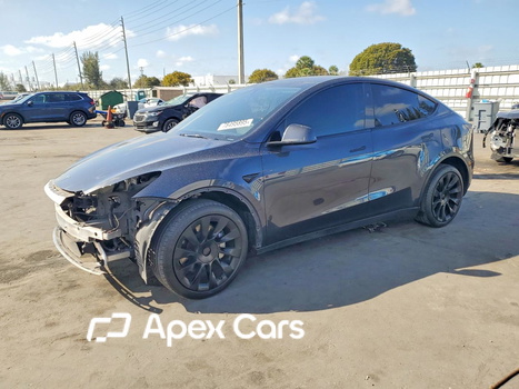 Tesla Model Y 2024 - Image 1 of 13