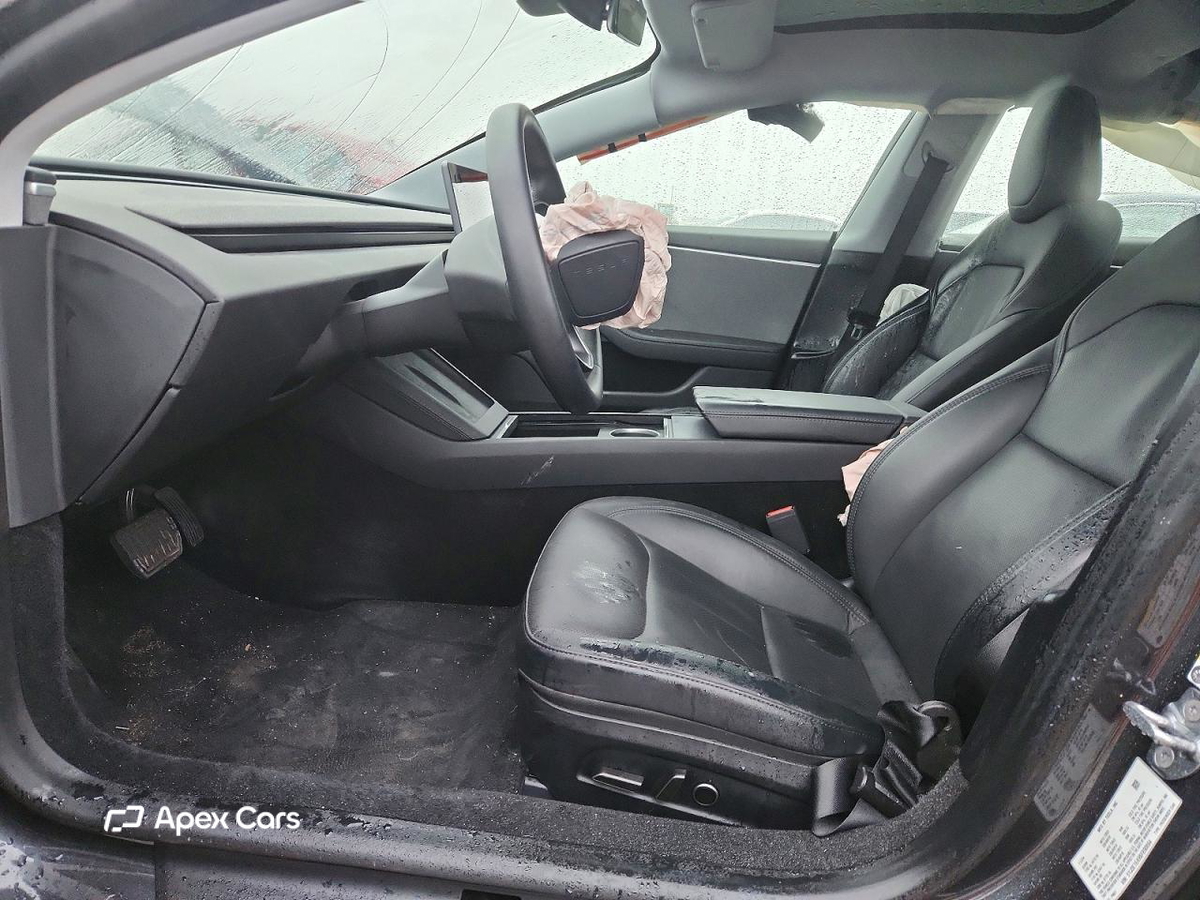 Tesla Model 3 2025