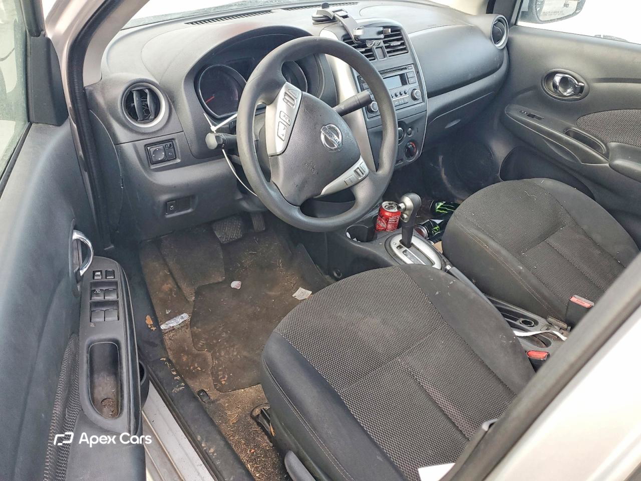 Nissan Versa 2015