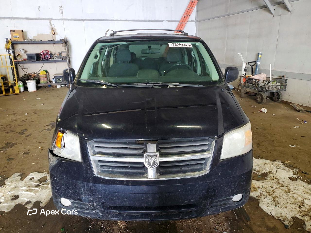 Dodge Caravan 2010
