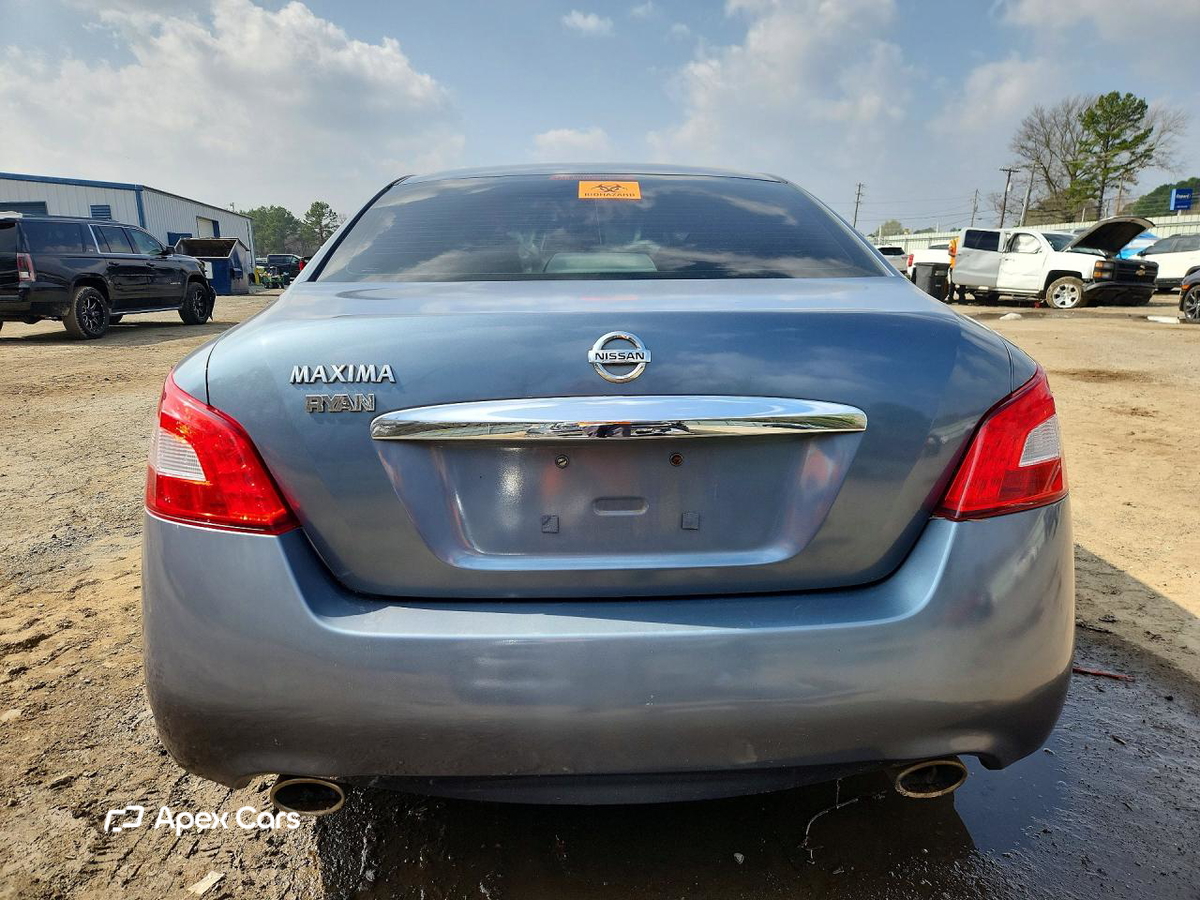 Maxima 2011
