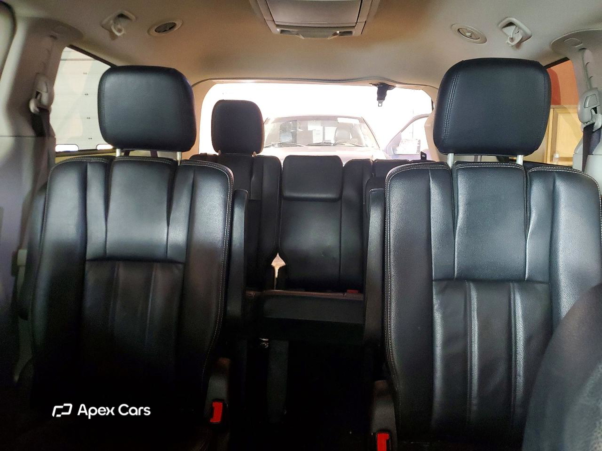 Chrysler Voyager 2013