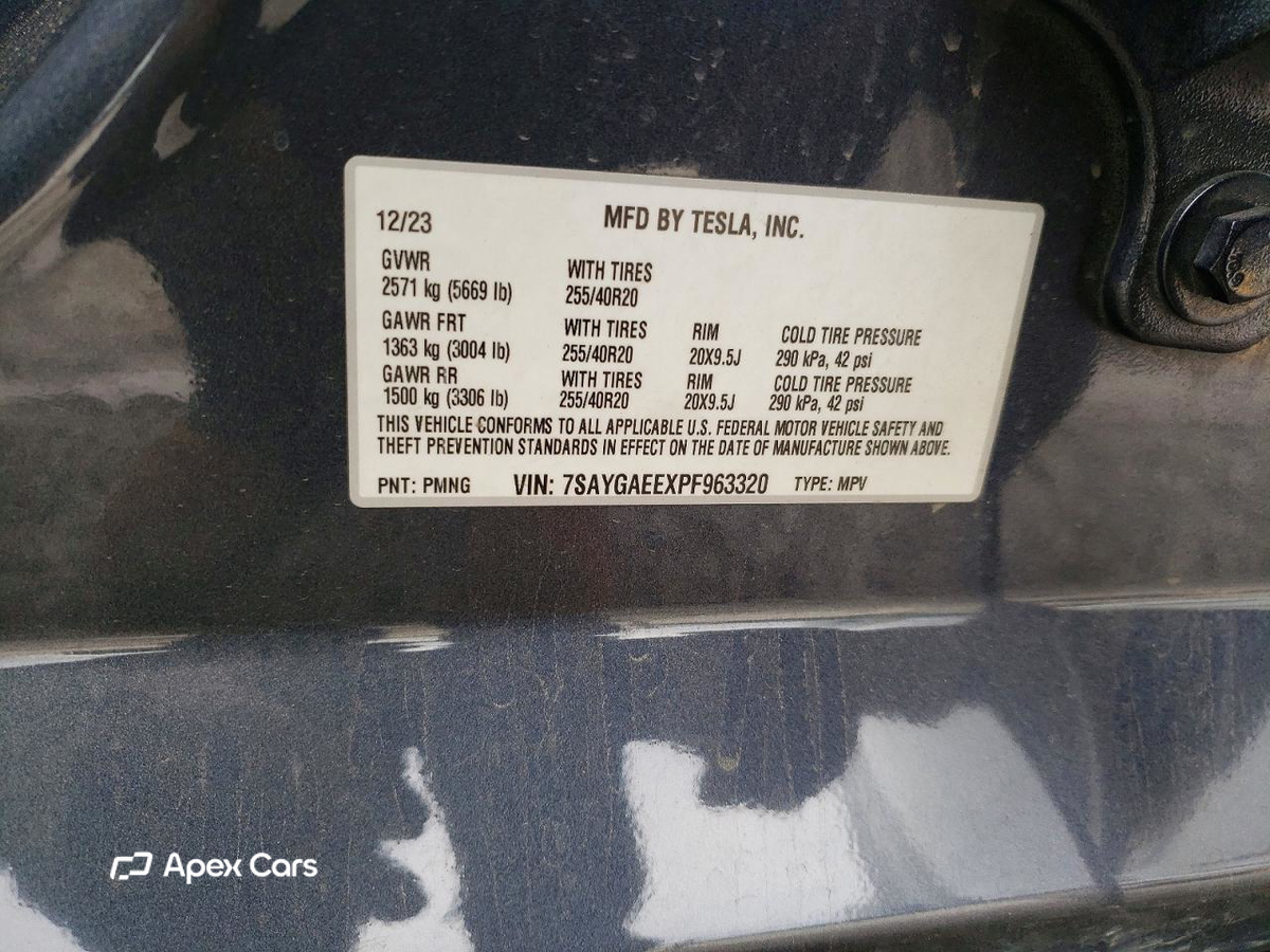 Tesla Model Y 2023