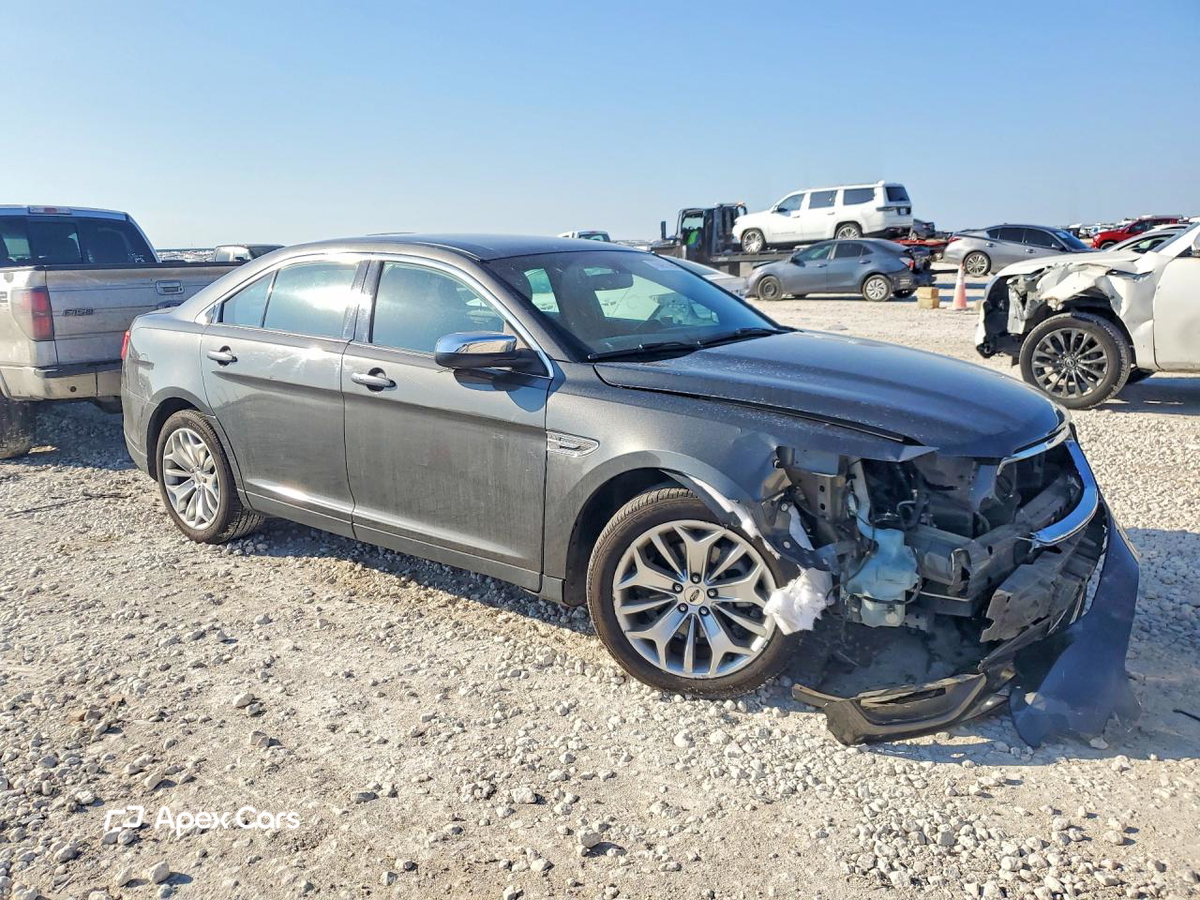 Ford Taurus 2016