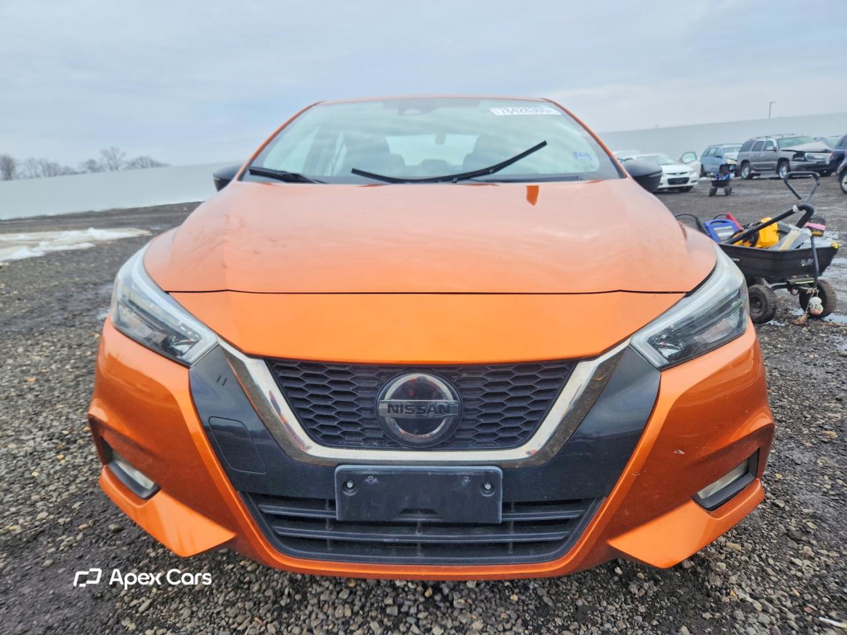 Nissan Versa 2021
