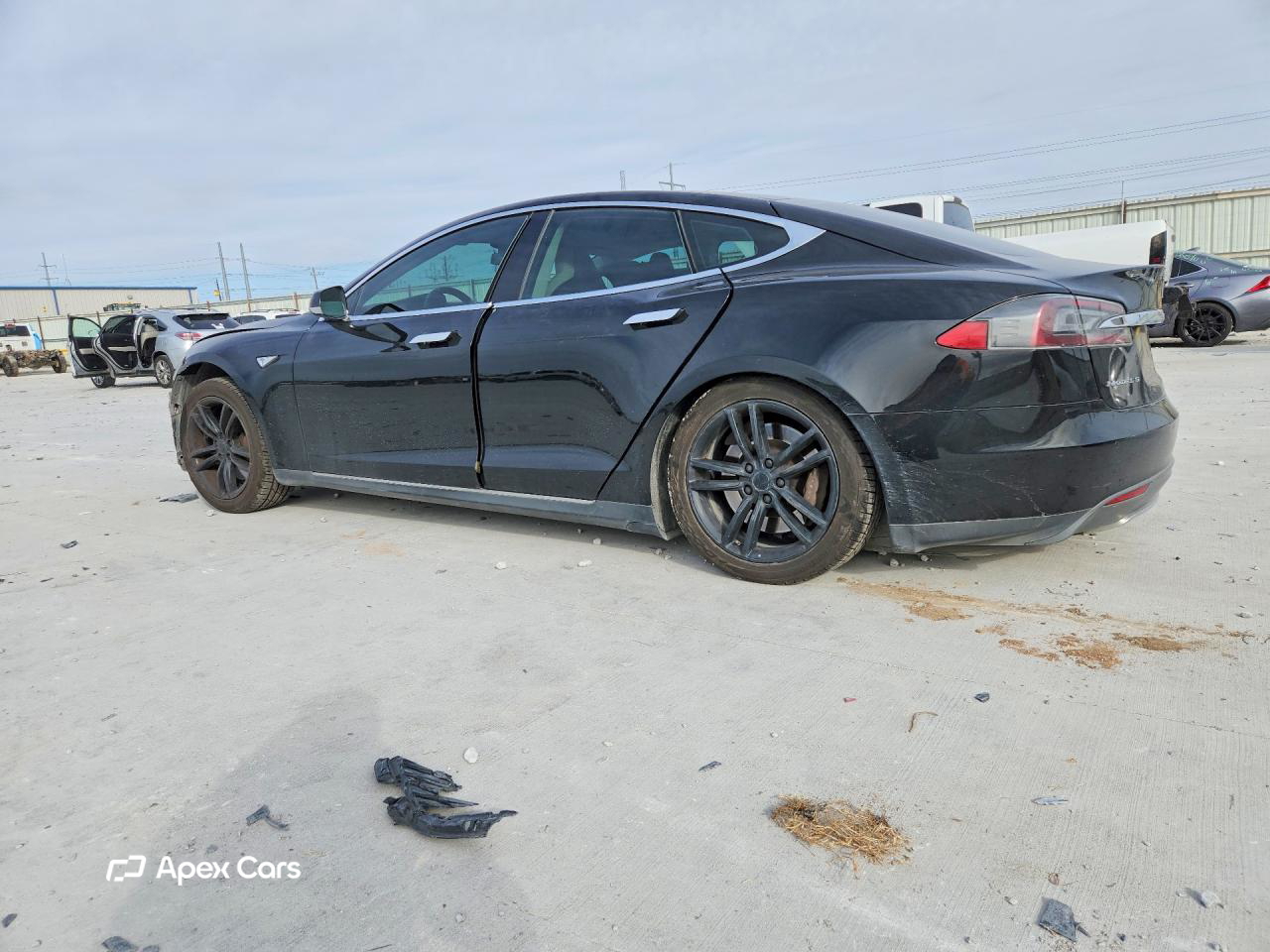 Tesla Model S 2013