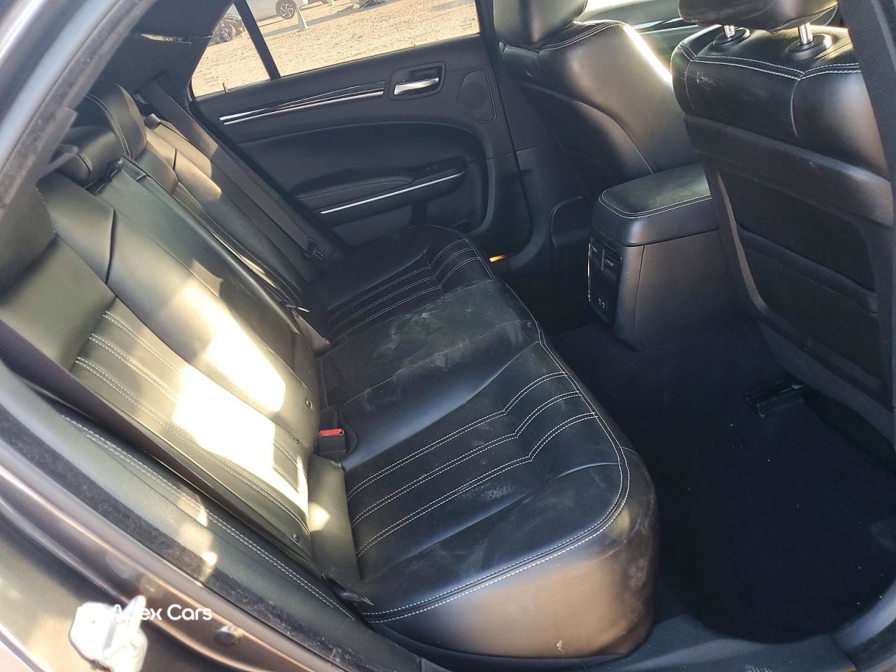 Chrysler 300 2023