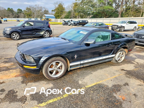 Ford Mustang 2006 - Image 1 of 12