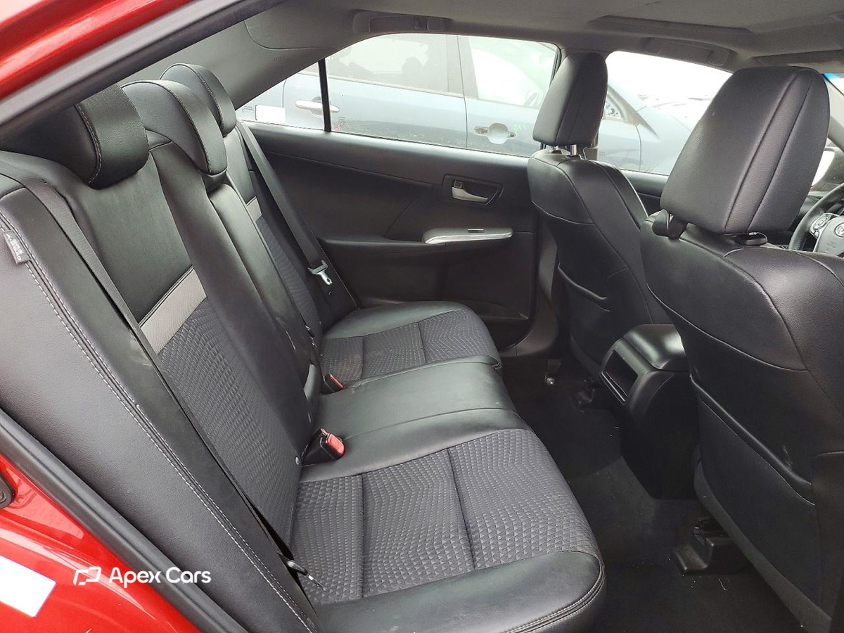 Toyota Camry 2012