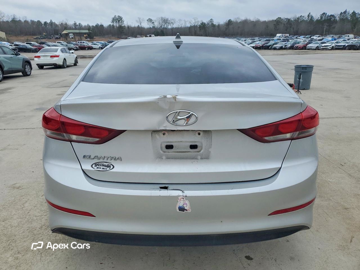 Hyundai Elantra 2017