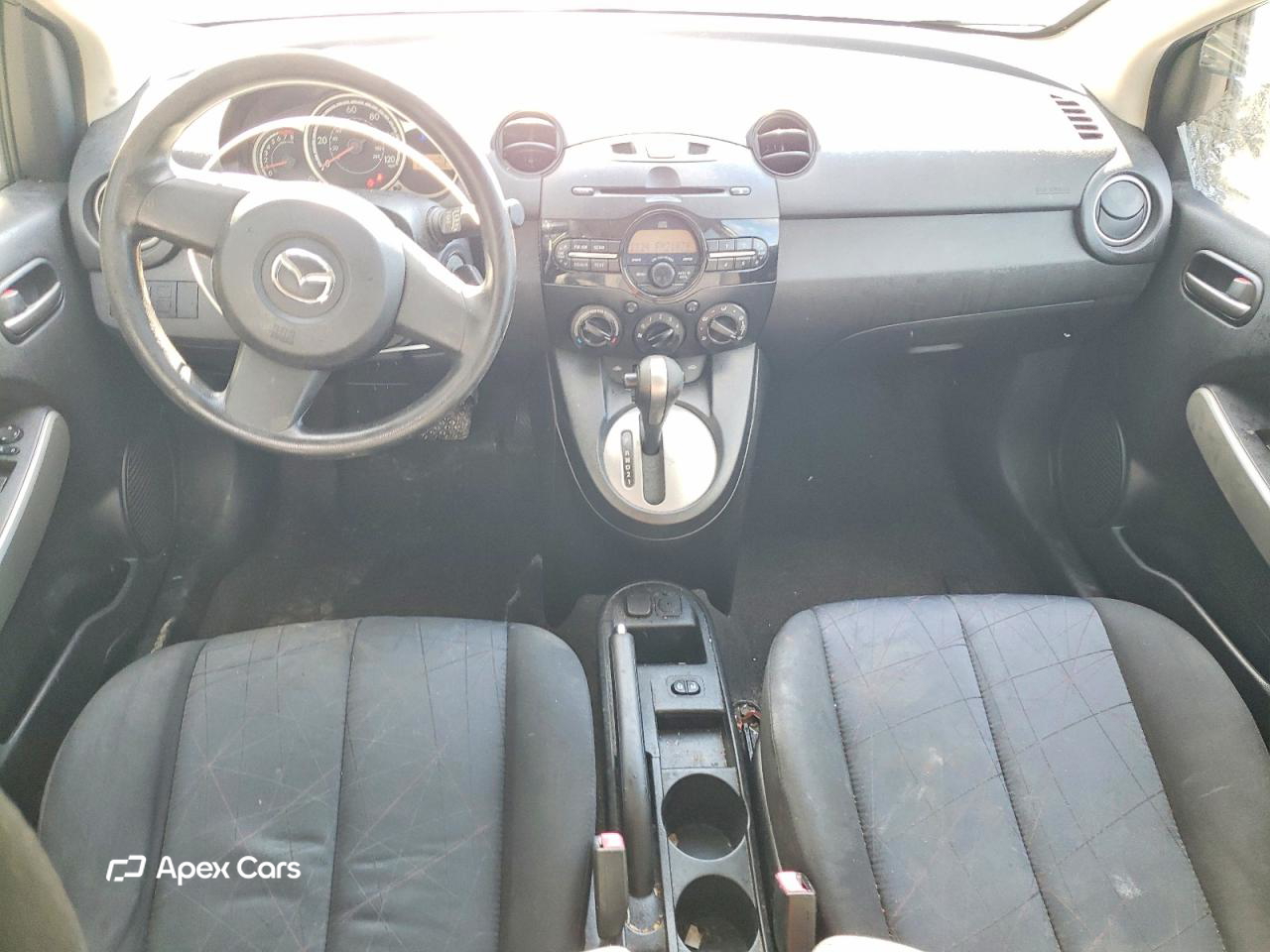 Mazda 2 2011