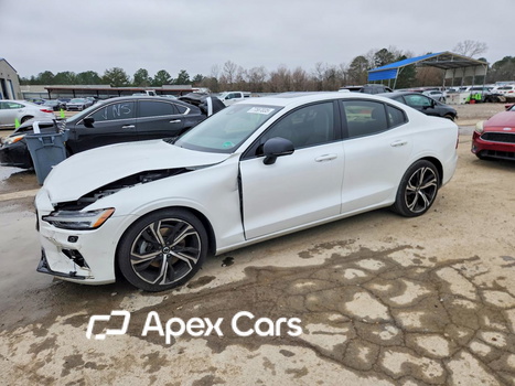 Volvo S60 2024 - Image 1 of 13