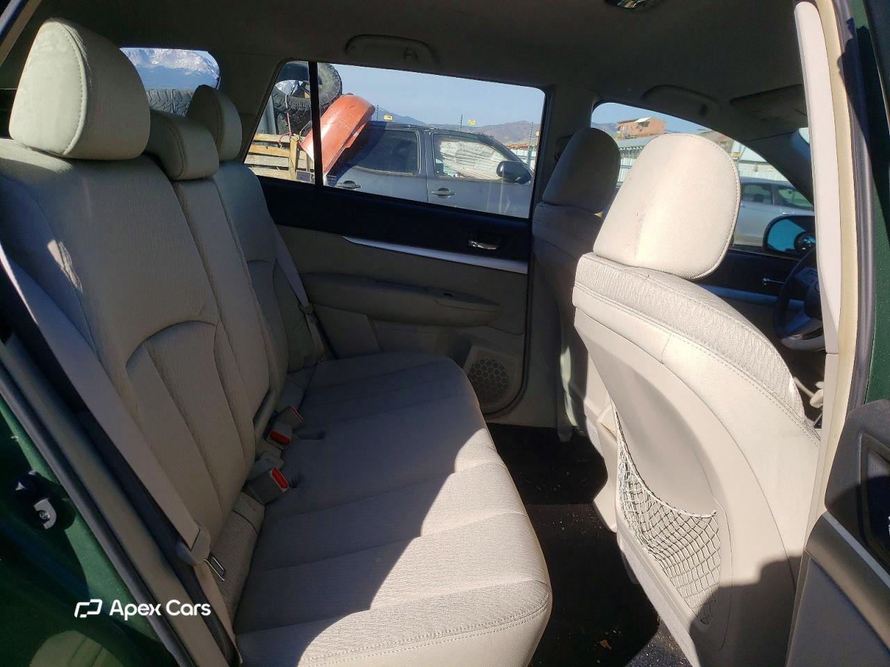Subaru Outback 2011