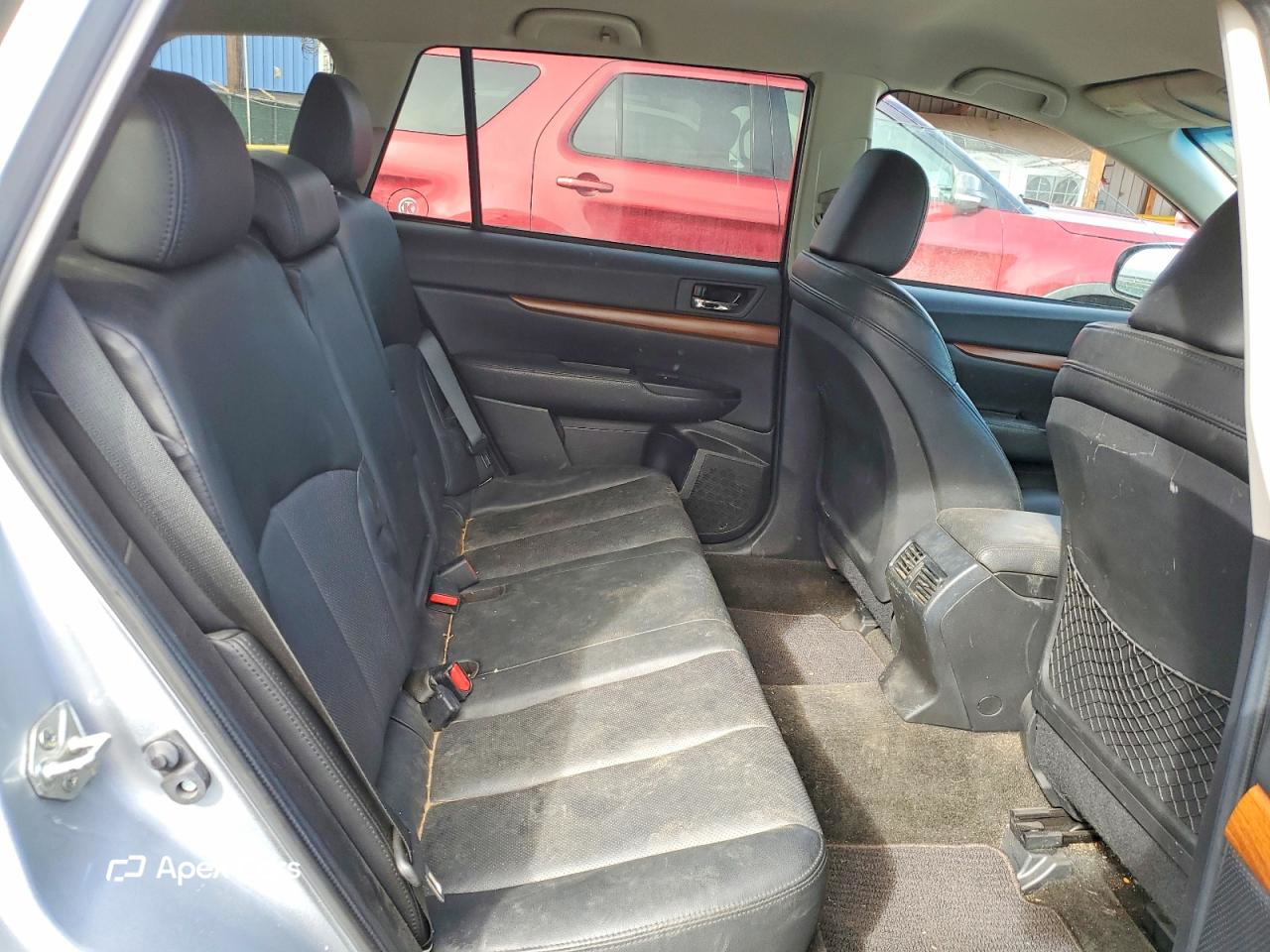 Subaru Outback 2013