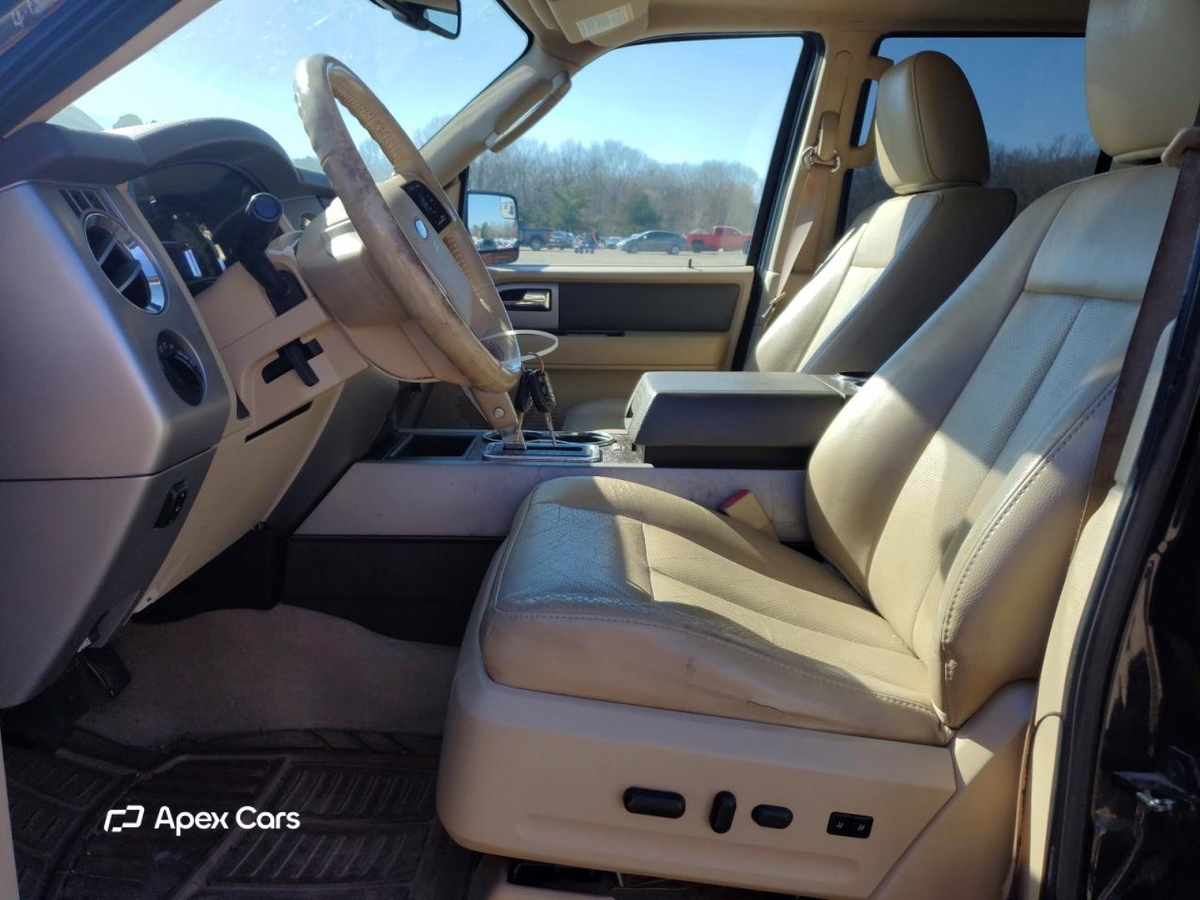 Ford Expedition 2012