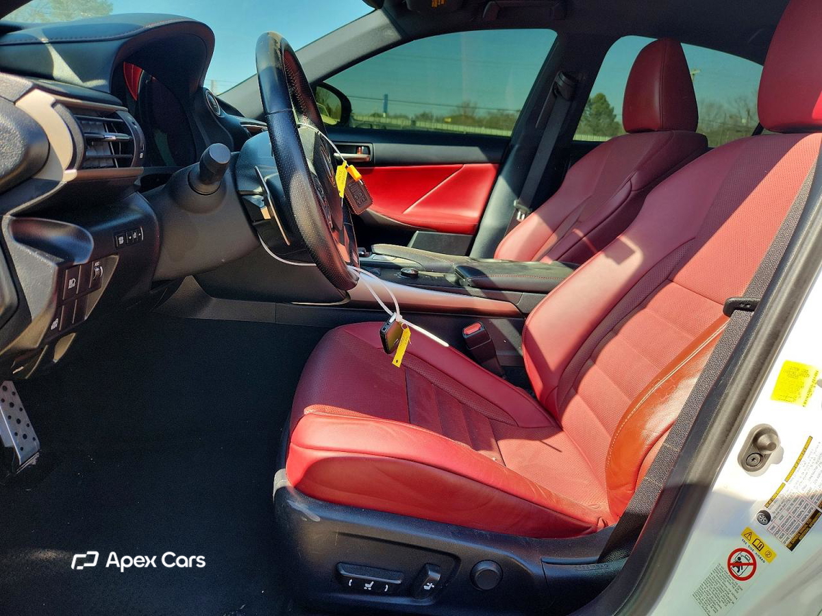 Lexus IS 2018