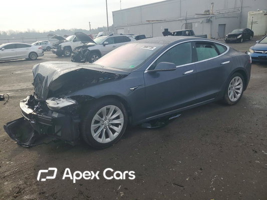 Tesla Model S 2016 - Zdjęcie 1 z 12