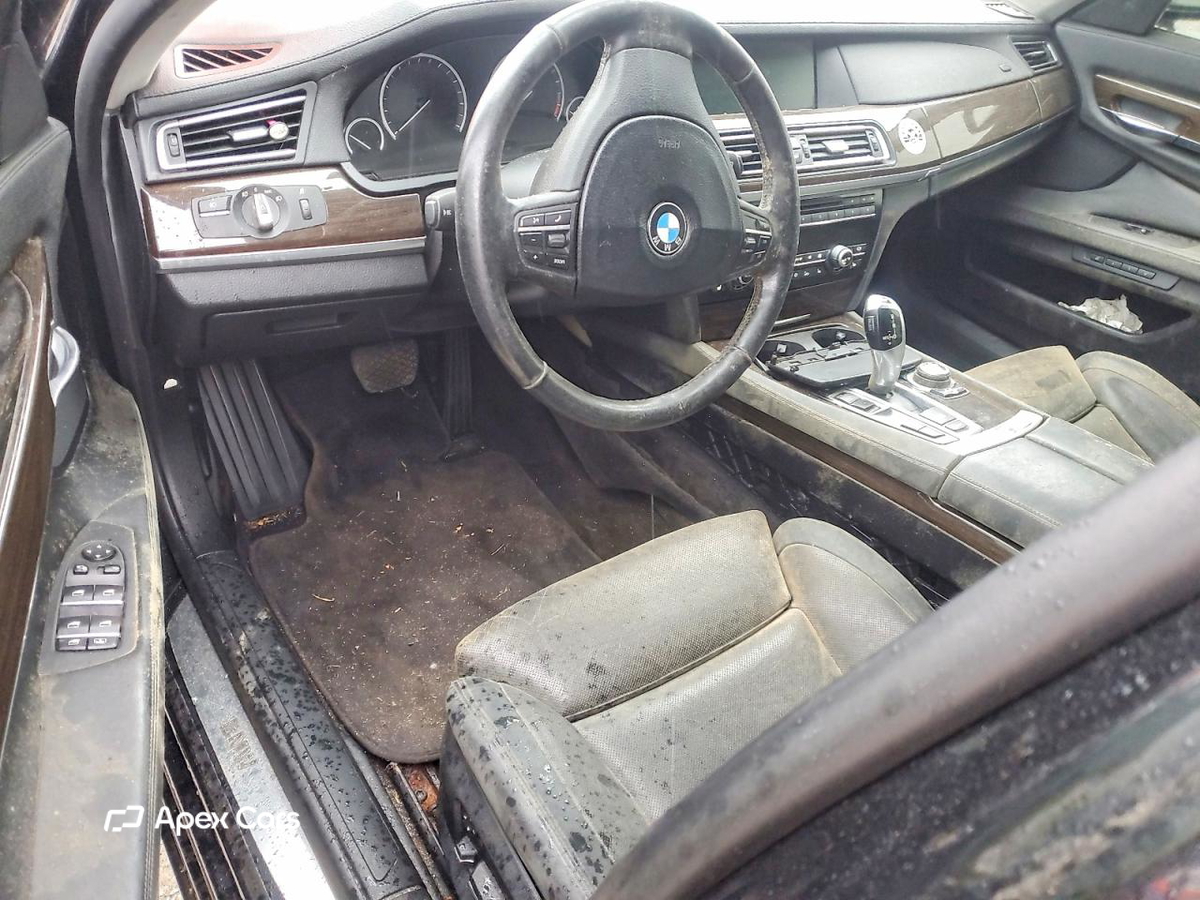 BMW Series 7 2011