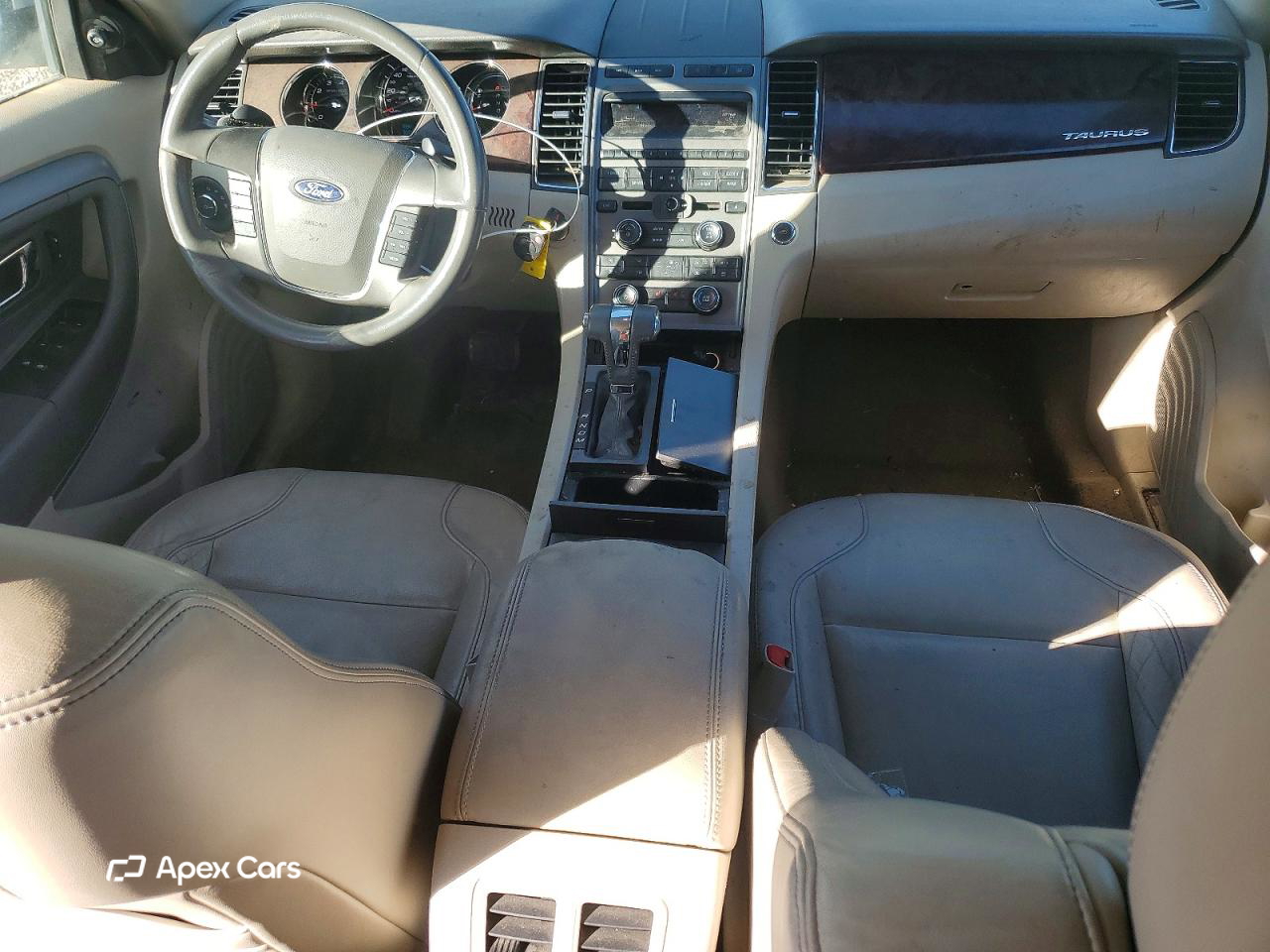 Ford Taurus 2011