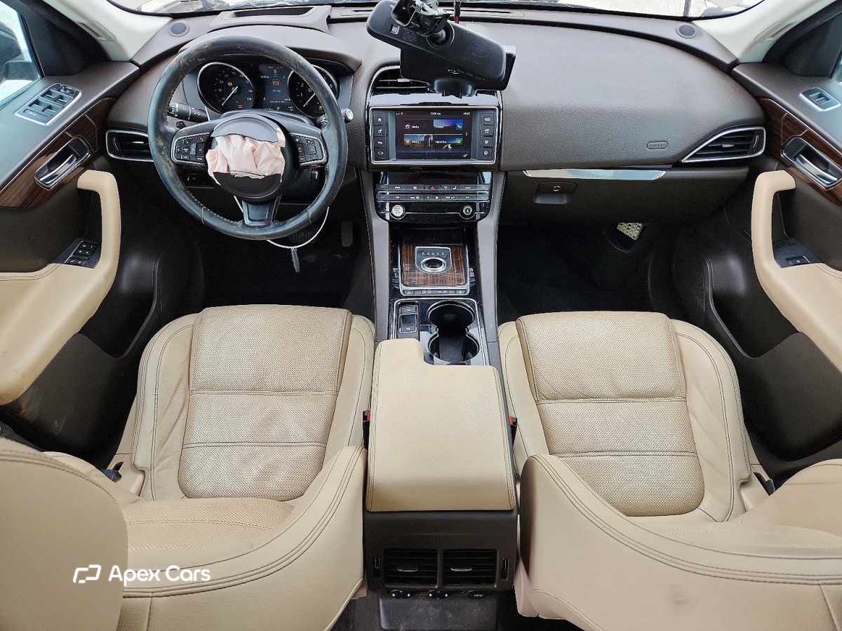 Jaguar F-Pace 2017