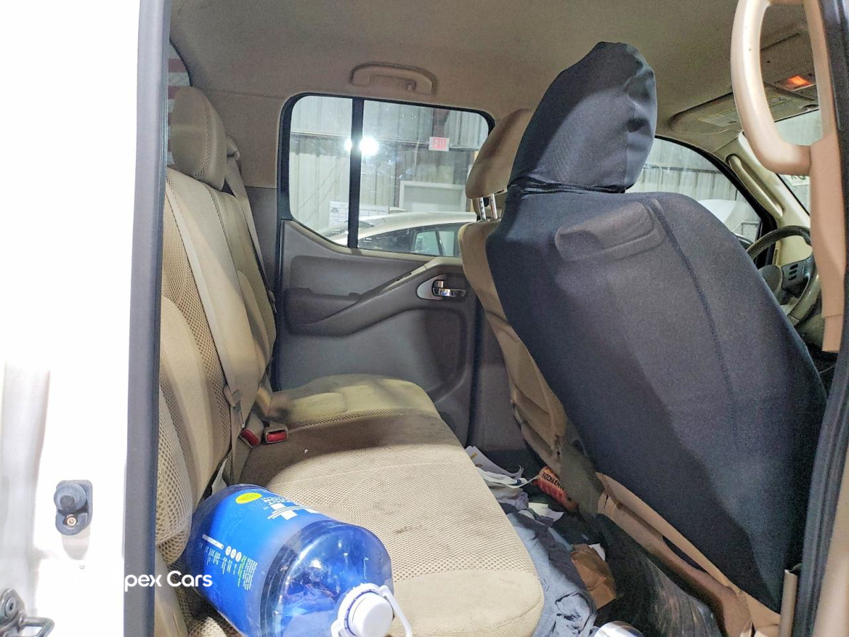 Nissan Navara (Frontier) 2011