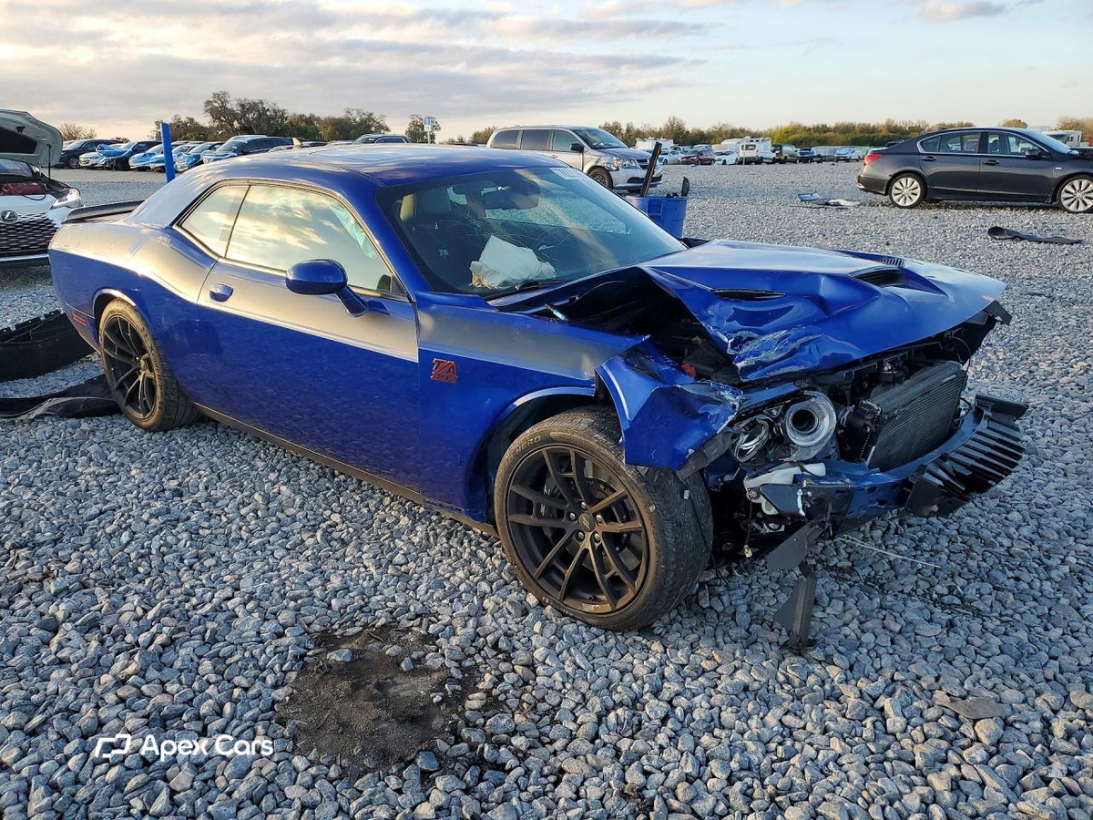 Dodge Challenger 2021