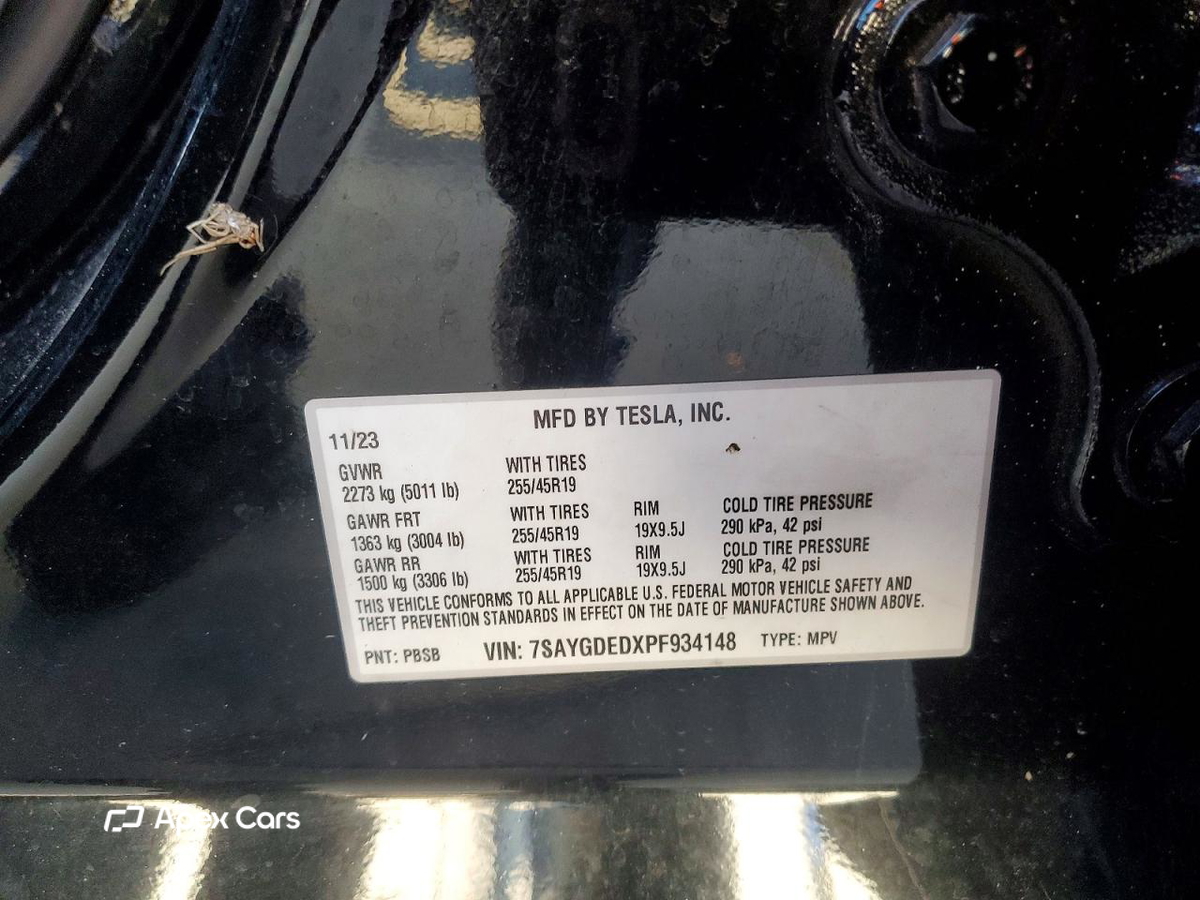 Tesla Model Y 2023