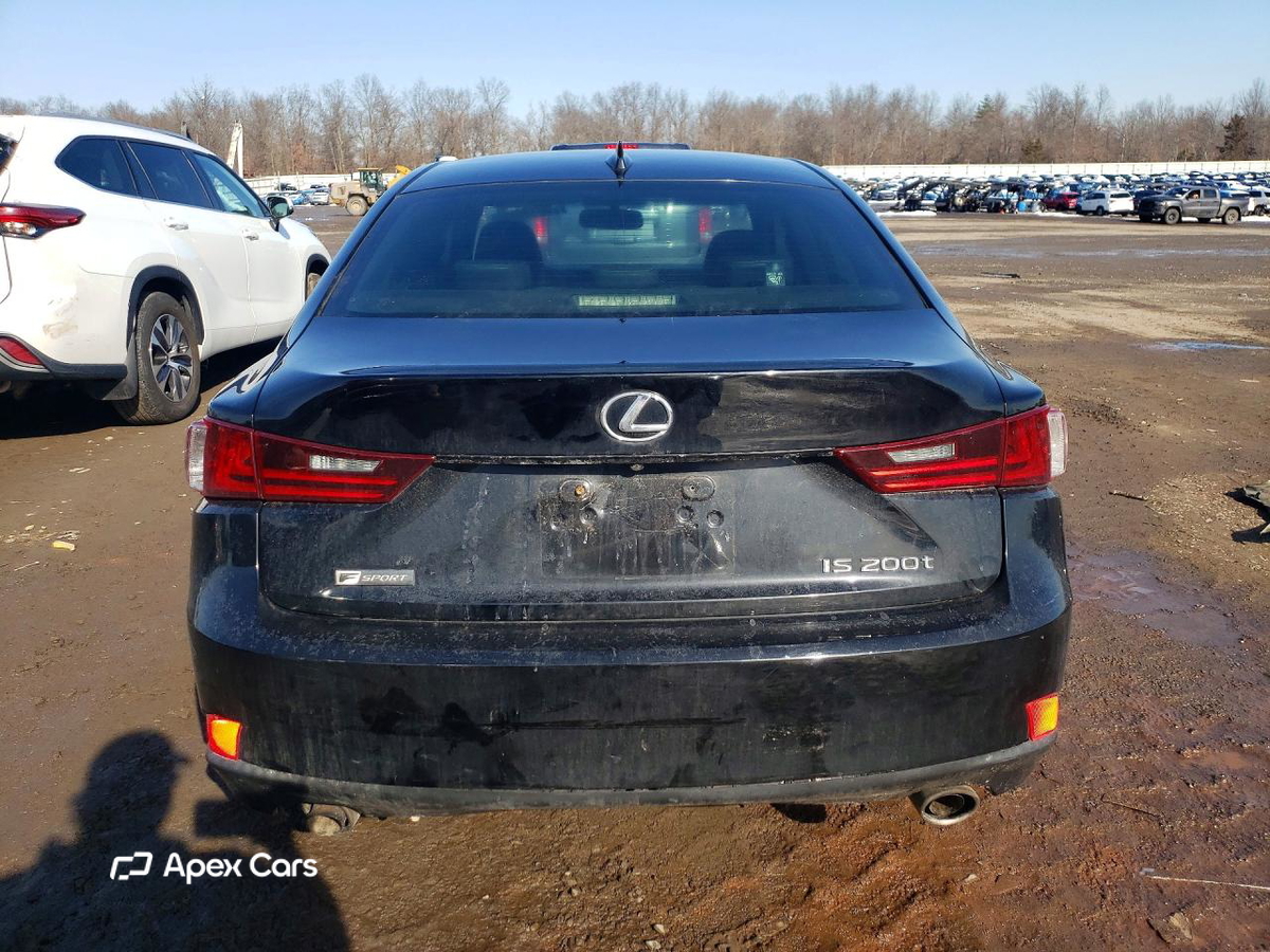 Lexus IS 2016