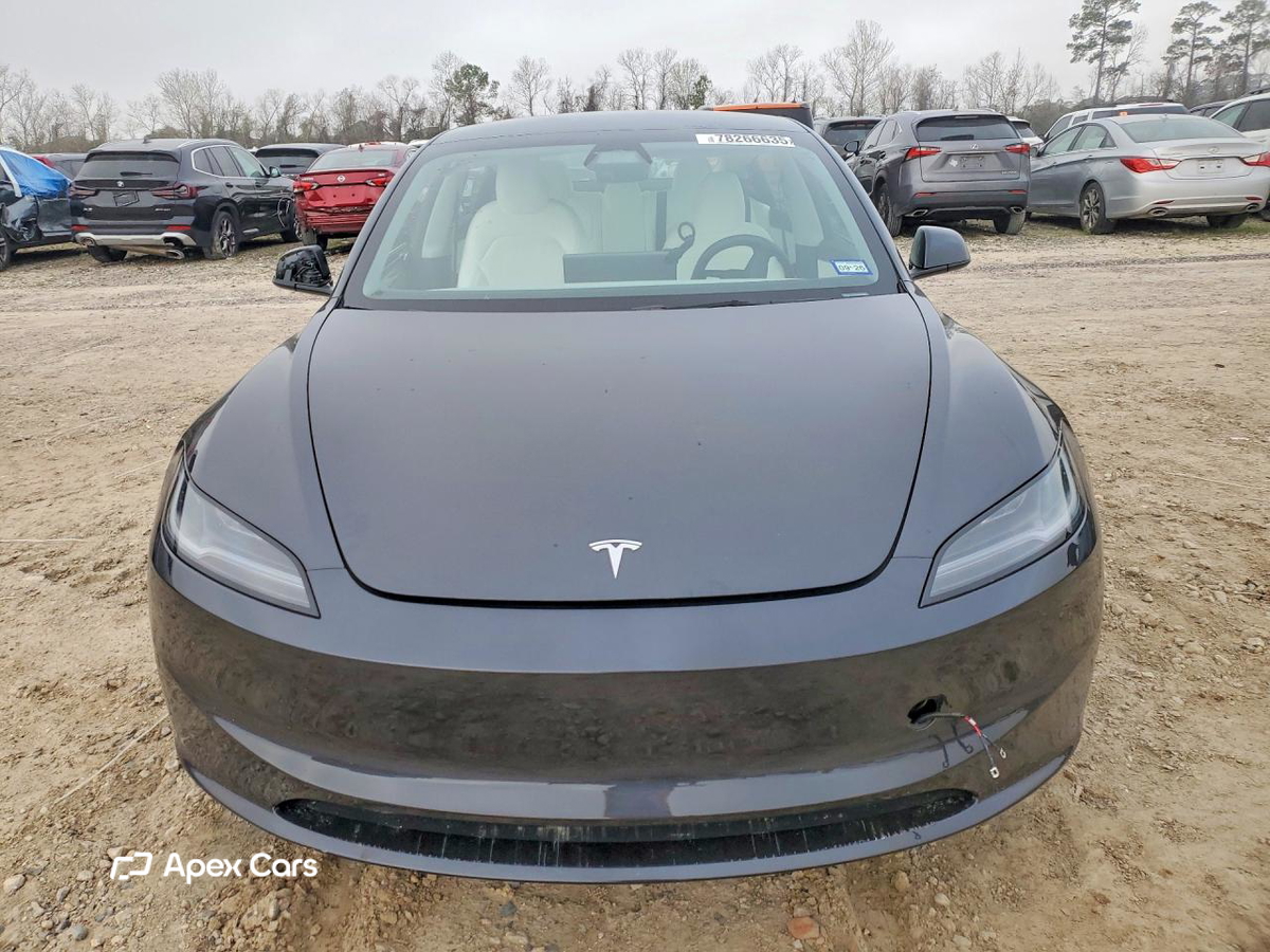 Tesla Model 3 2025