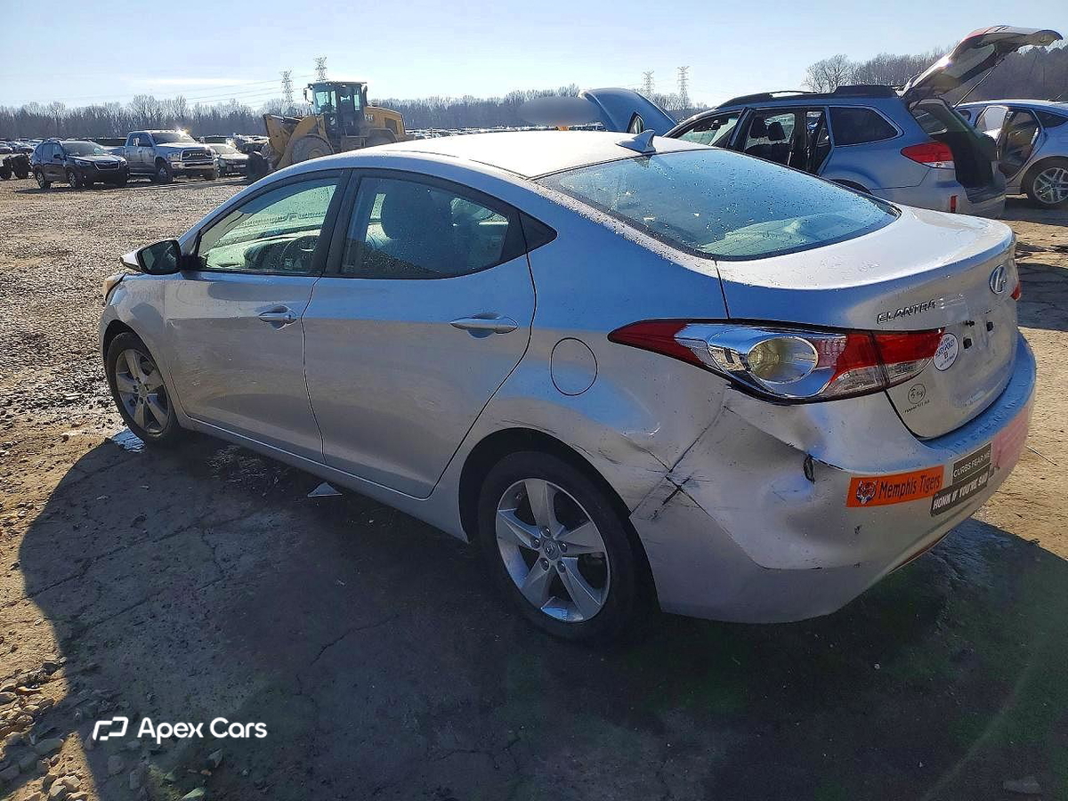Hyundai Elantra 2013