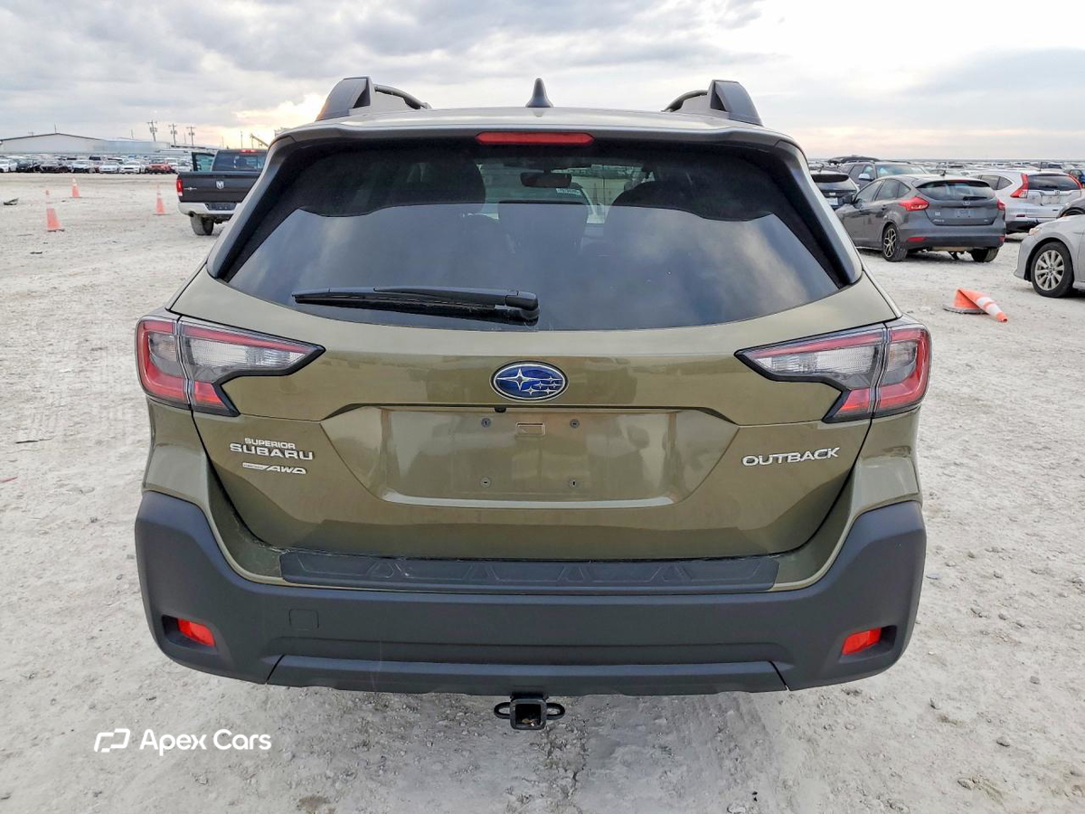 Subaru Outback 2025