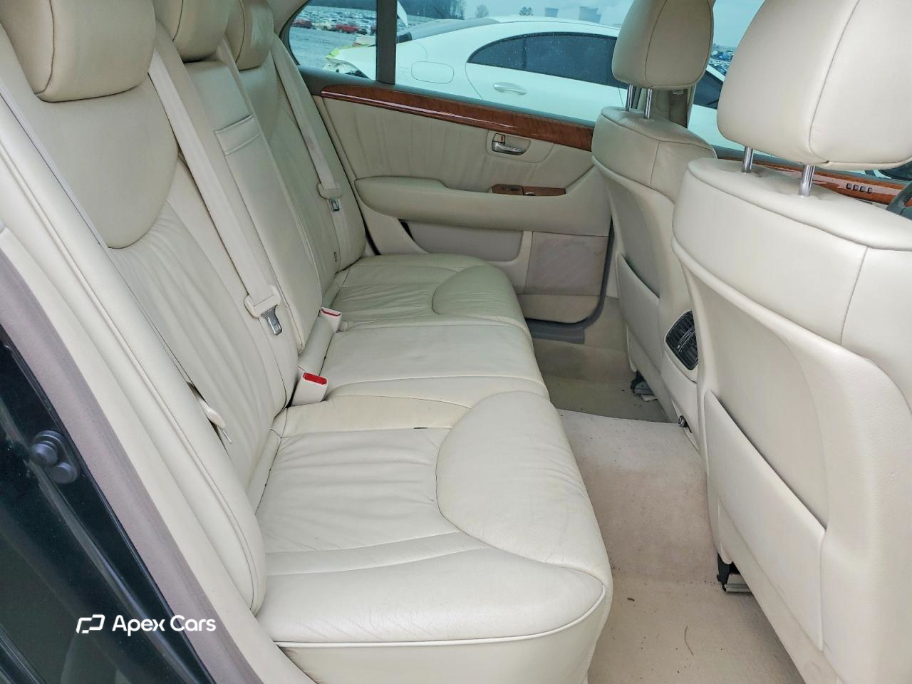 Lexus LS 2001