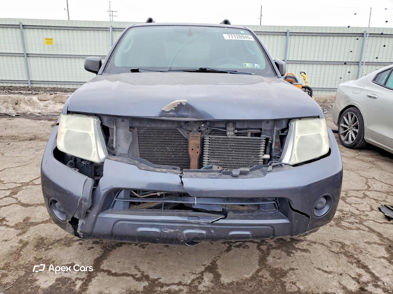 Nissan Pathfinder 2011