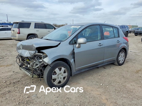 Nissan Versa 2011 - Zdjęcie 1 z 14