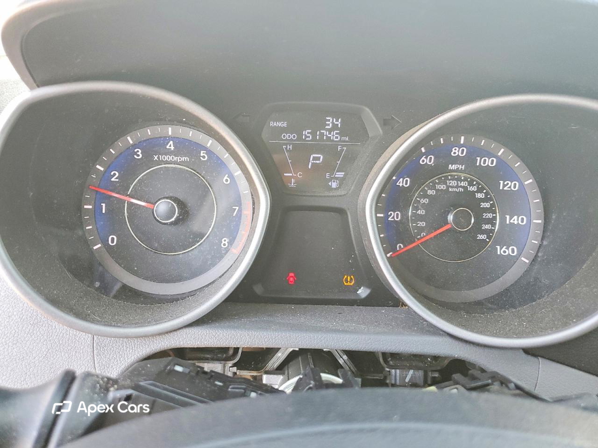 Hyundai Elantra 2011