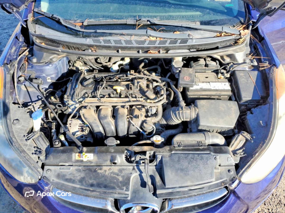 Hyundai Elantra 2013