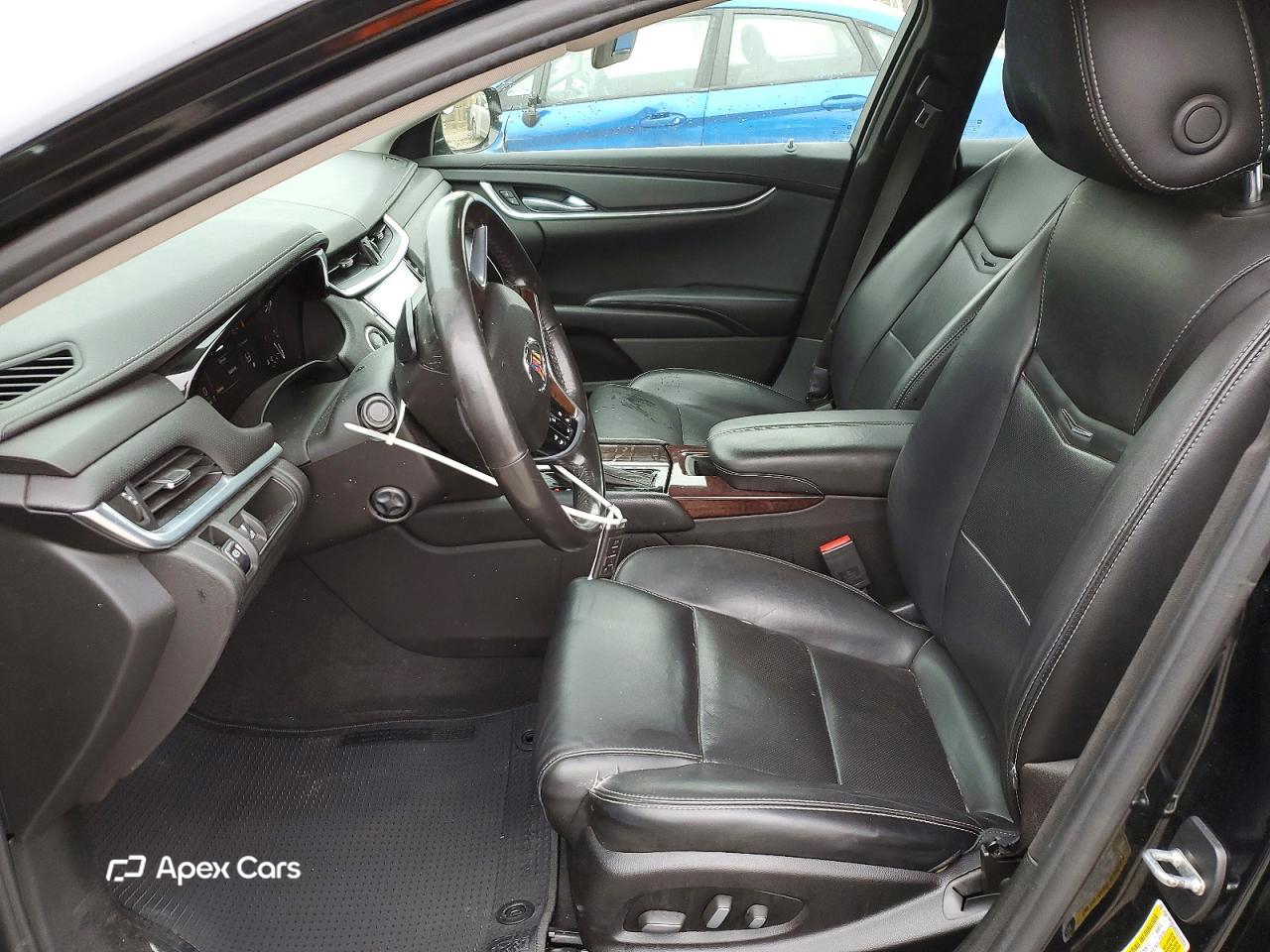 Cadillac XTS 2013