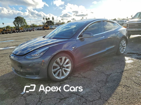 Tesla Model 3 2020 - Zdjęcie 1 z 13