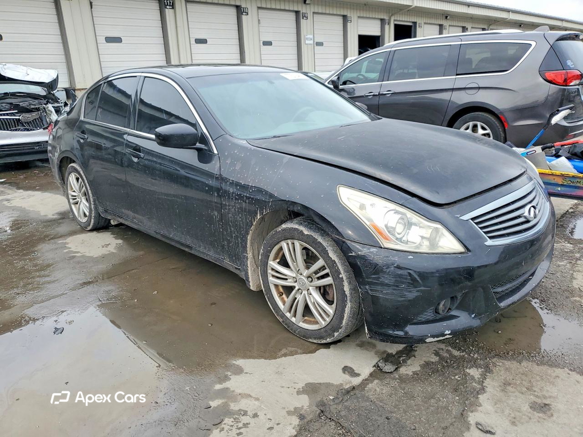 Infiniti G 2013
