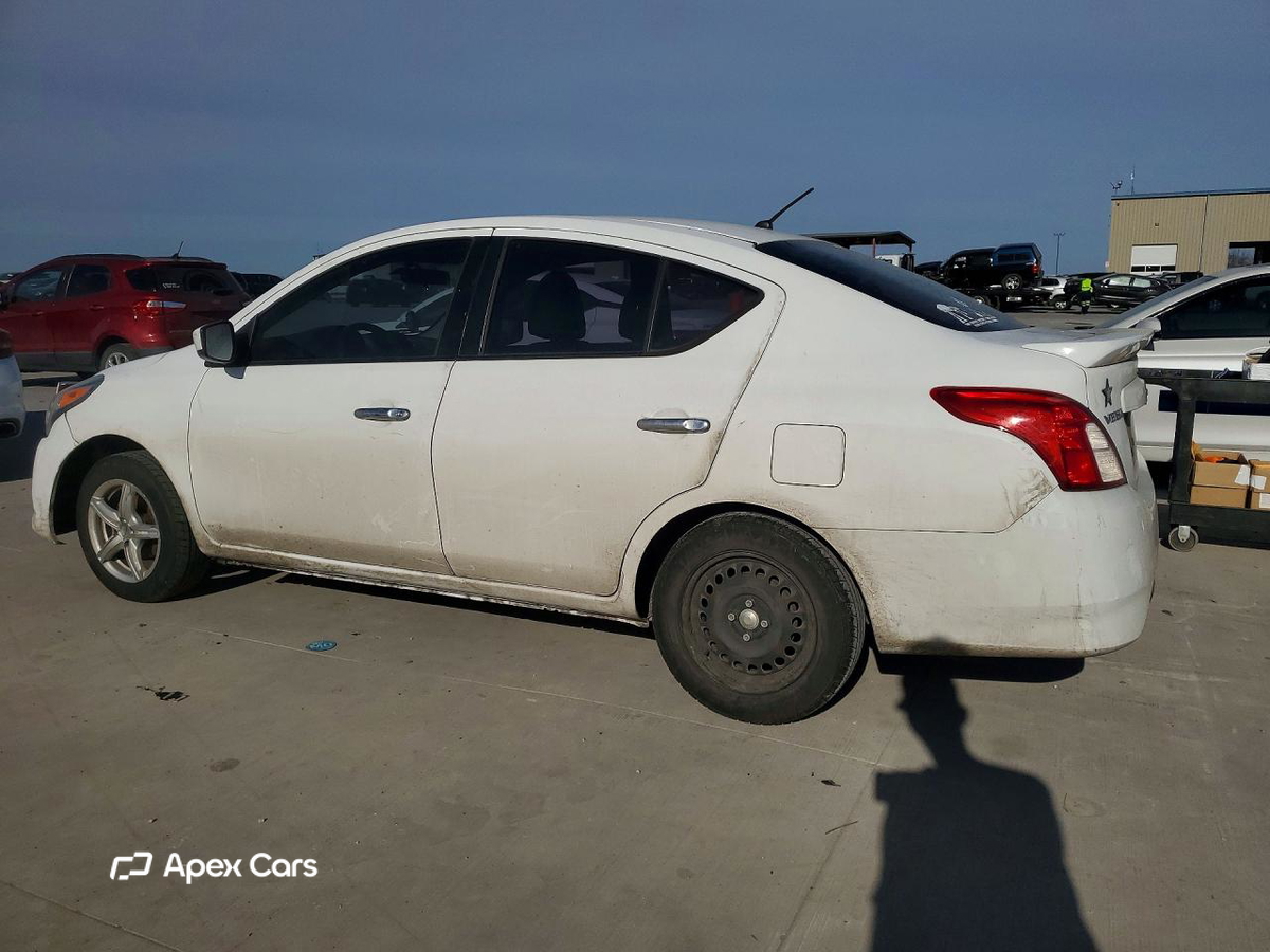 Nissan Versa 2017
