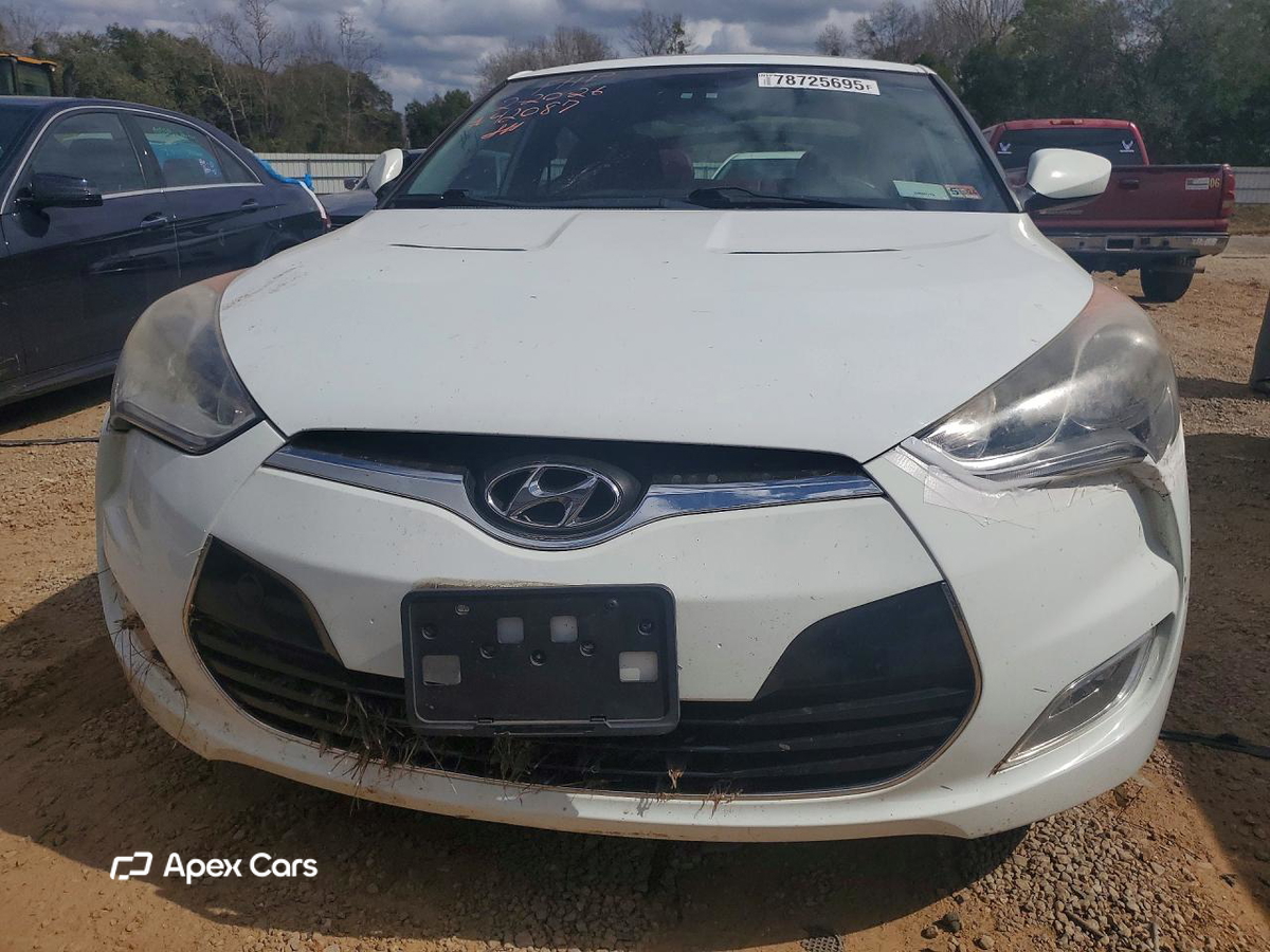 Hyundai Veloster 2012