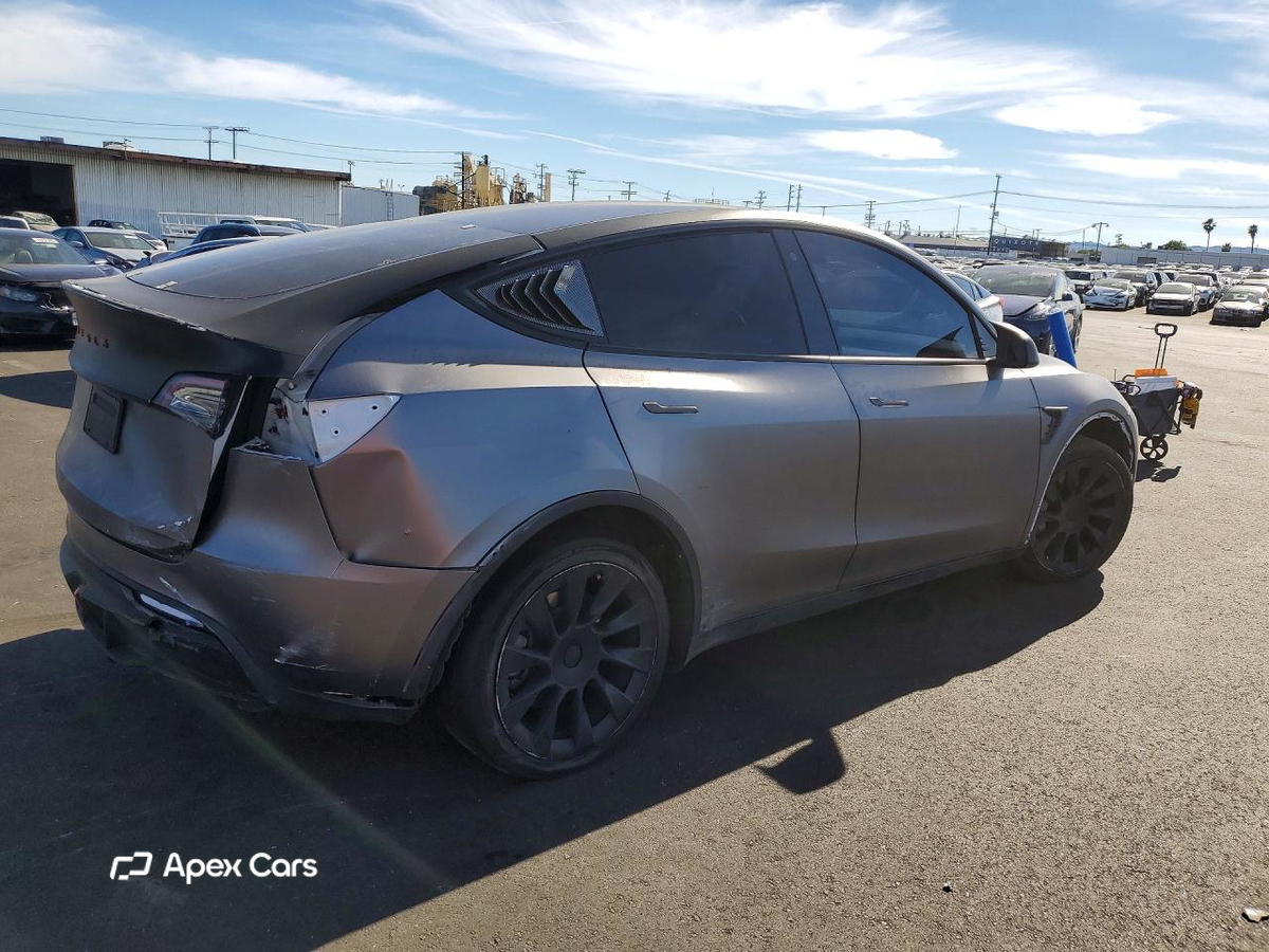 Tesla Model Y 2020