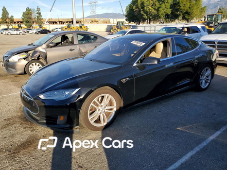 Tesla Model S 2015 - Image 1 of 12