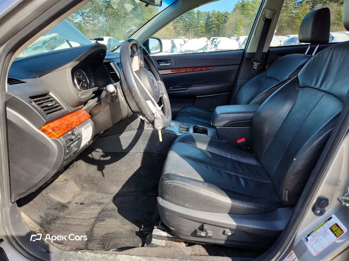 Subaru Outback 2011