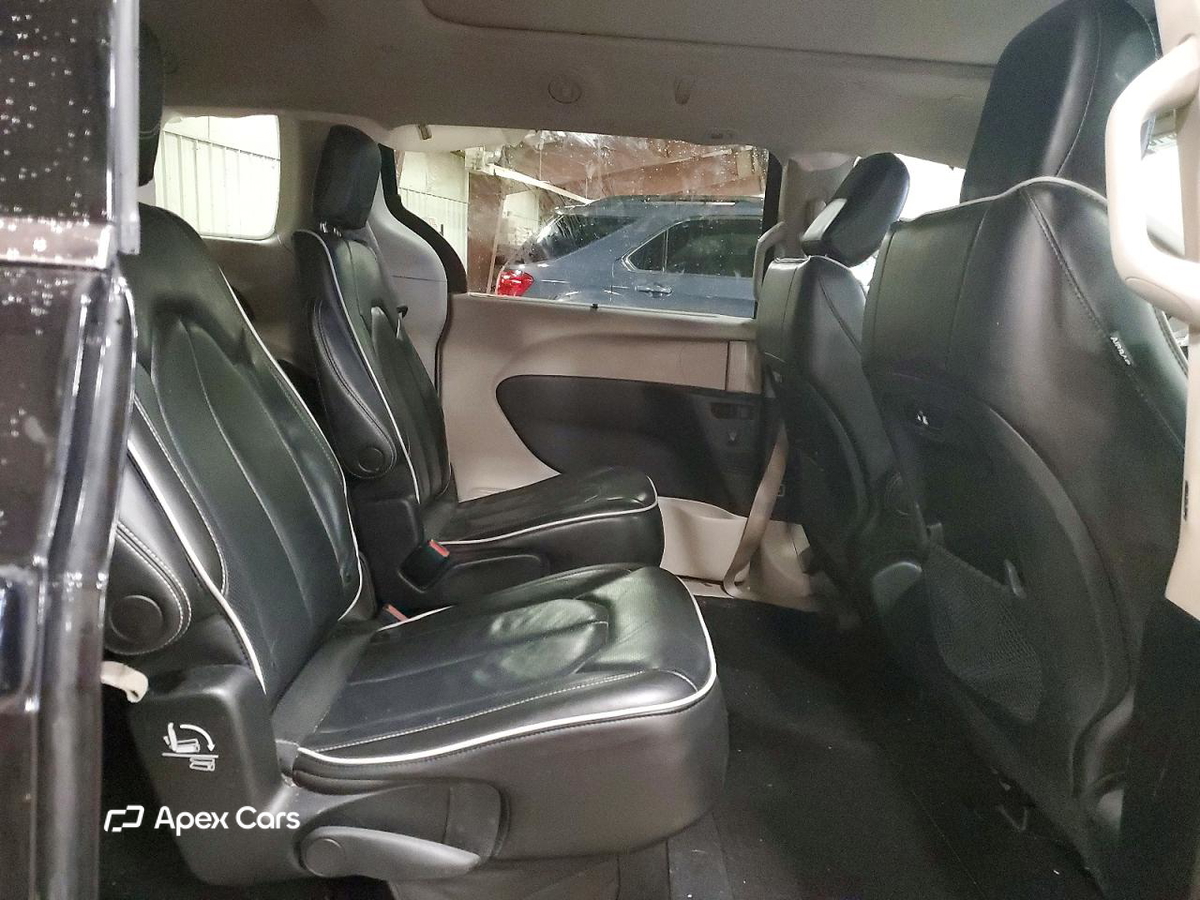 Chrysler Pacifica 2022