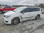 Chrysler Pacifica 2017