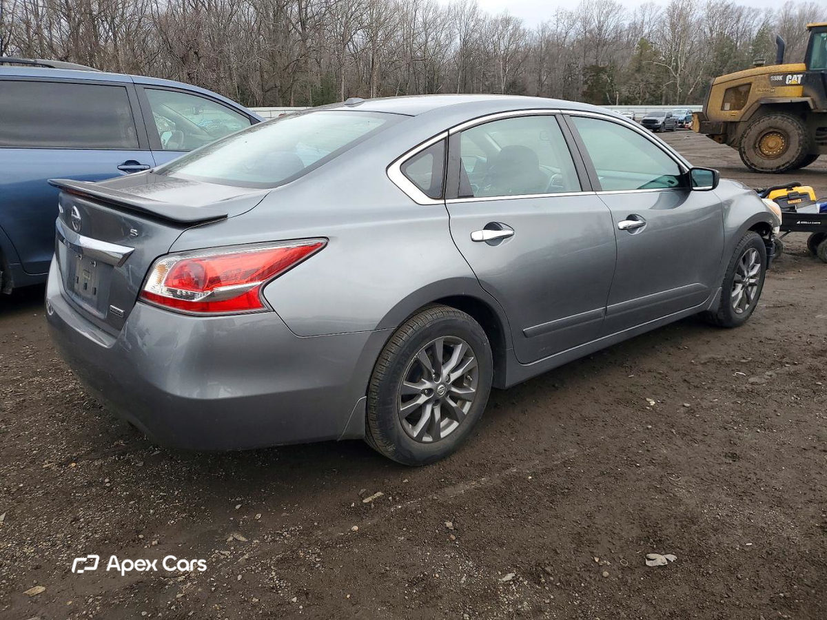 Nissan Altima 2015