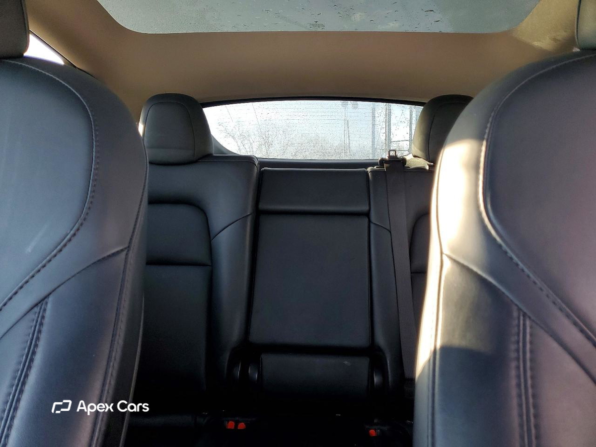 Tesla Model Y 2020