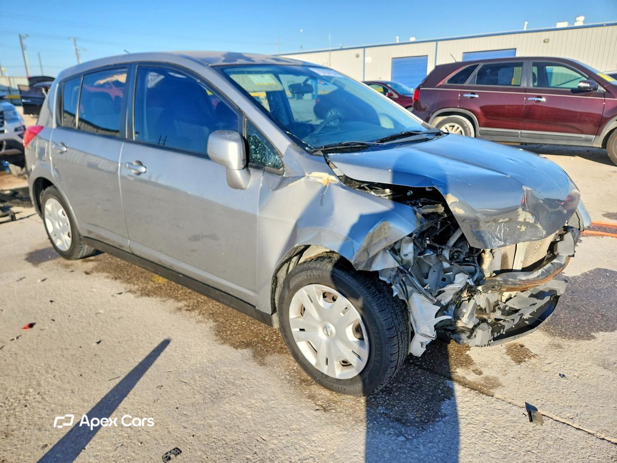 Nissan Versa 2012